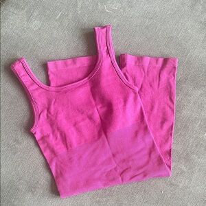 Chic Magenta Women's Tank Top